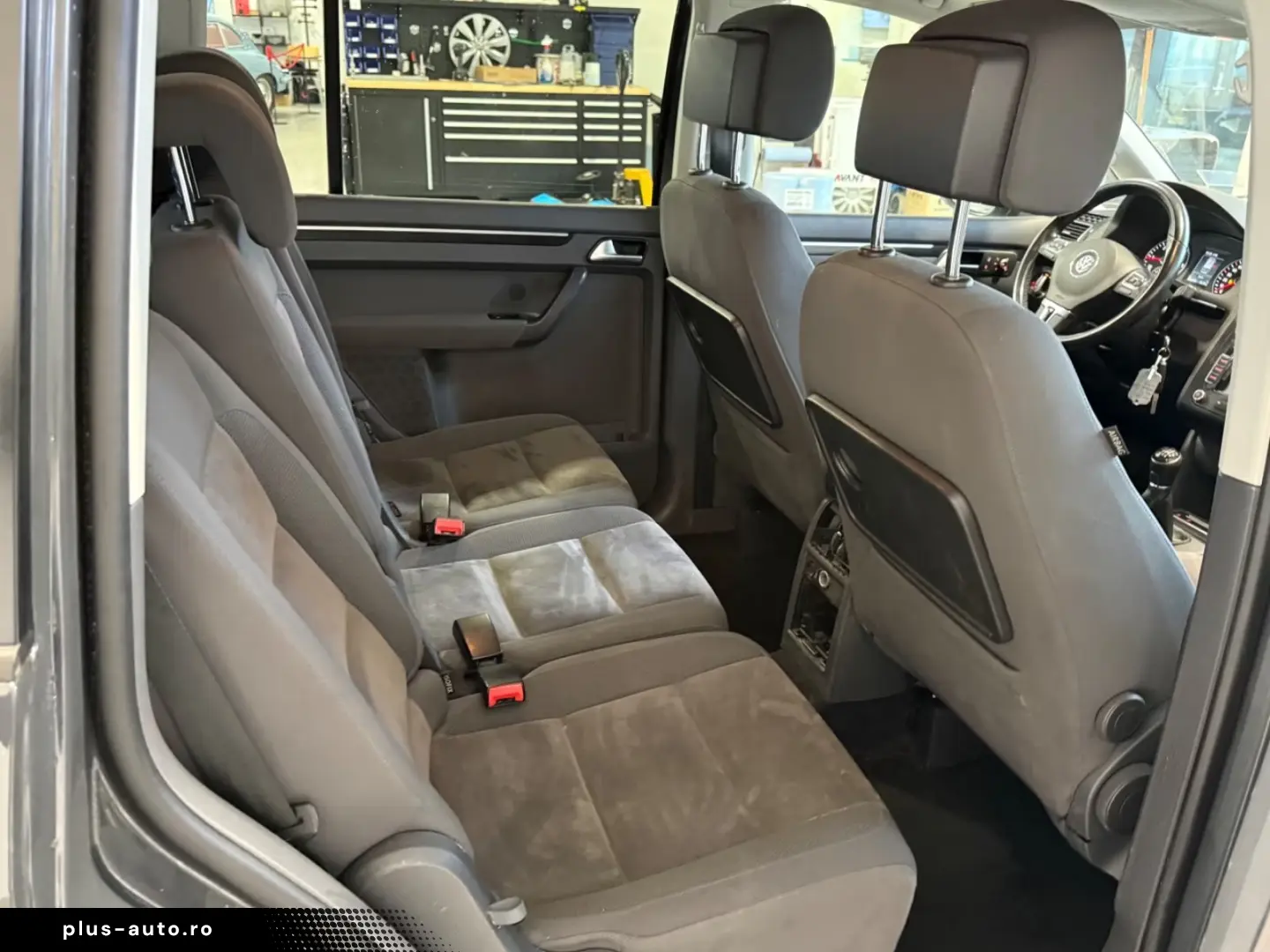 Volkswagen Touran 7 locuri