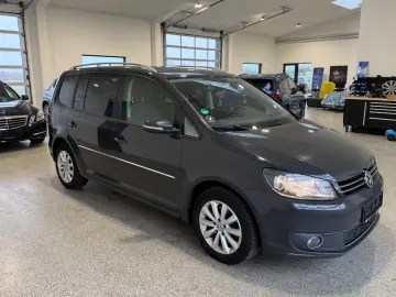 Volkswagen Touran 7 locuri