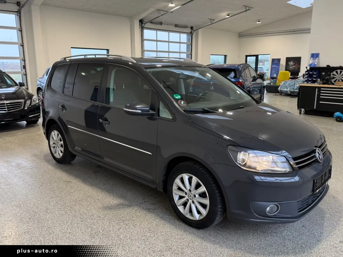 Volkswagen Touran 7 locuri