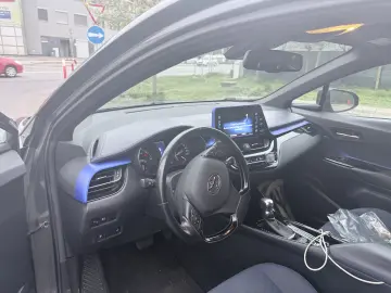 Toyota Chr hybrid