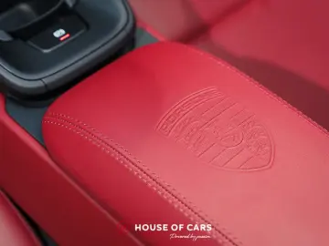 PORSCHE 992.1 CARRERA 4 GTS