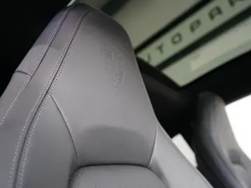 PORSCHE 992.2 911 Carrera S Pano SpABGAS Chrono Inno 360