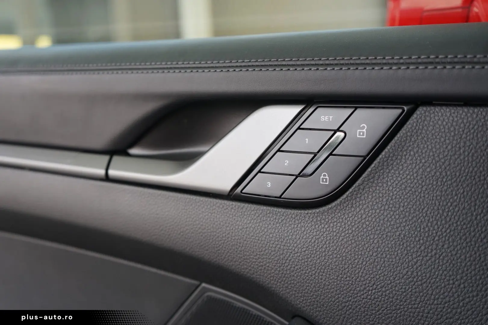 PORSCHE 992.2 911 Carrera S Pano SpABGAS Chrono Inno 360