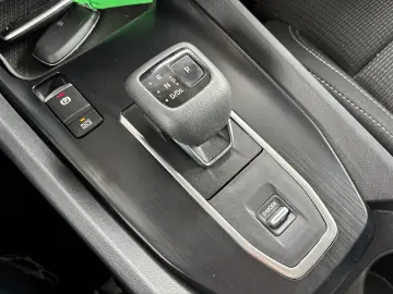 Nissan Qashqai 1.3 DIG-T MHEV Xtronic Acenta