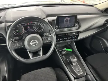 Nissan Qashqai 1.3 DIG-T MHEV Xtronic Acenta