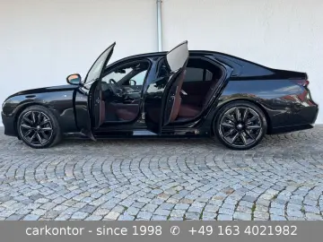 BMW i7 xDr 60  M SPORT PRO LOUNGE SEAT B&W DI LUSSO