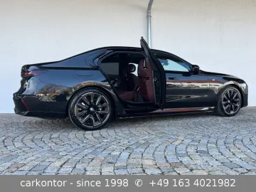 BMW i7 xDr 60  M SPORT PRO LOUNGE SEAT B&W DI LUSSO