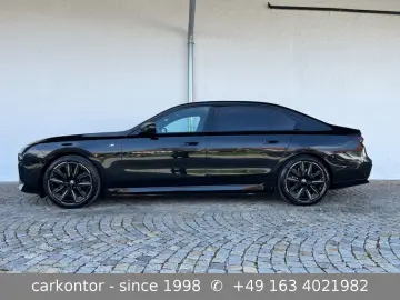 BMW i7 xDr 60  M SPORT PRO LOUNGE SEAT B&W DI LUSSO