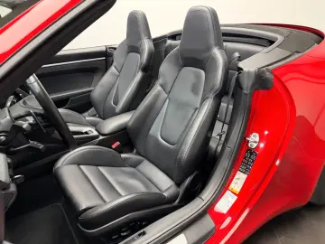 PORSCHE Carrera 4 S Cabrio