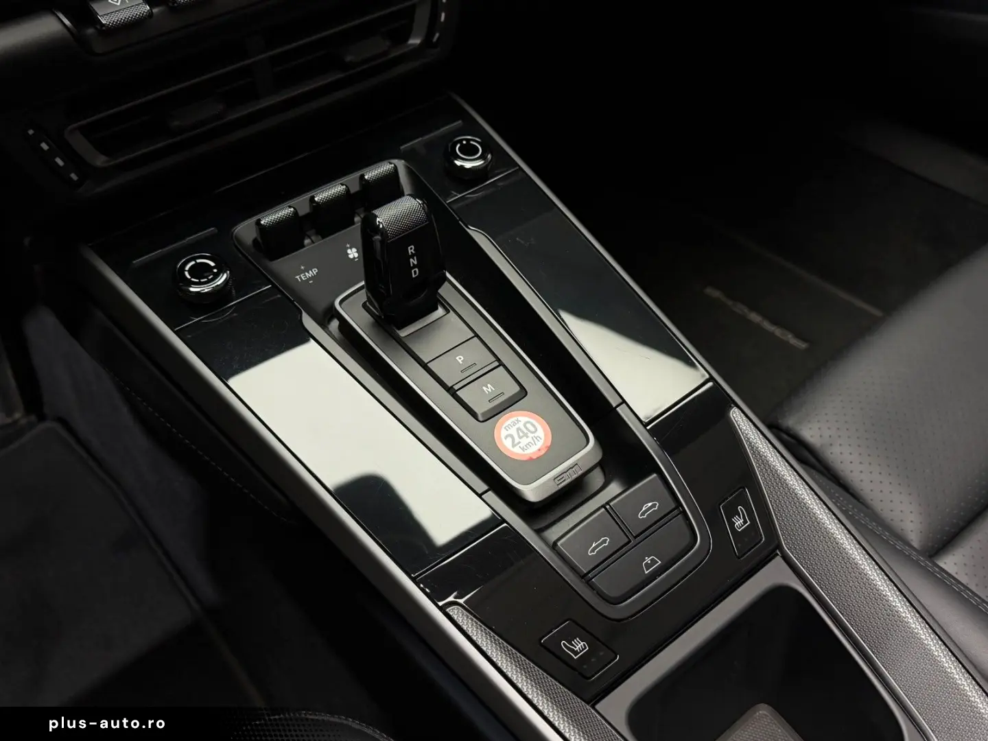 PORSCHE Carrera 4 S Cabrio