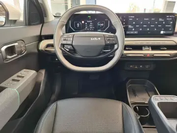 Kia EV4 Fastback 150 kW Earth