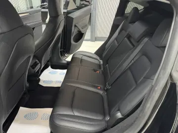 Tesla Model Y AWD Dual Motor