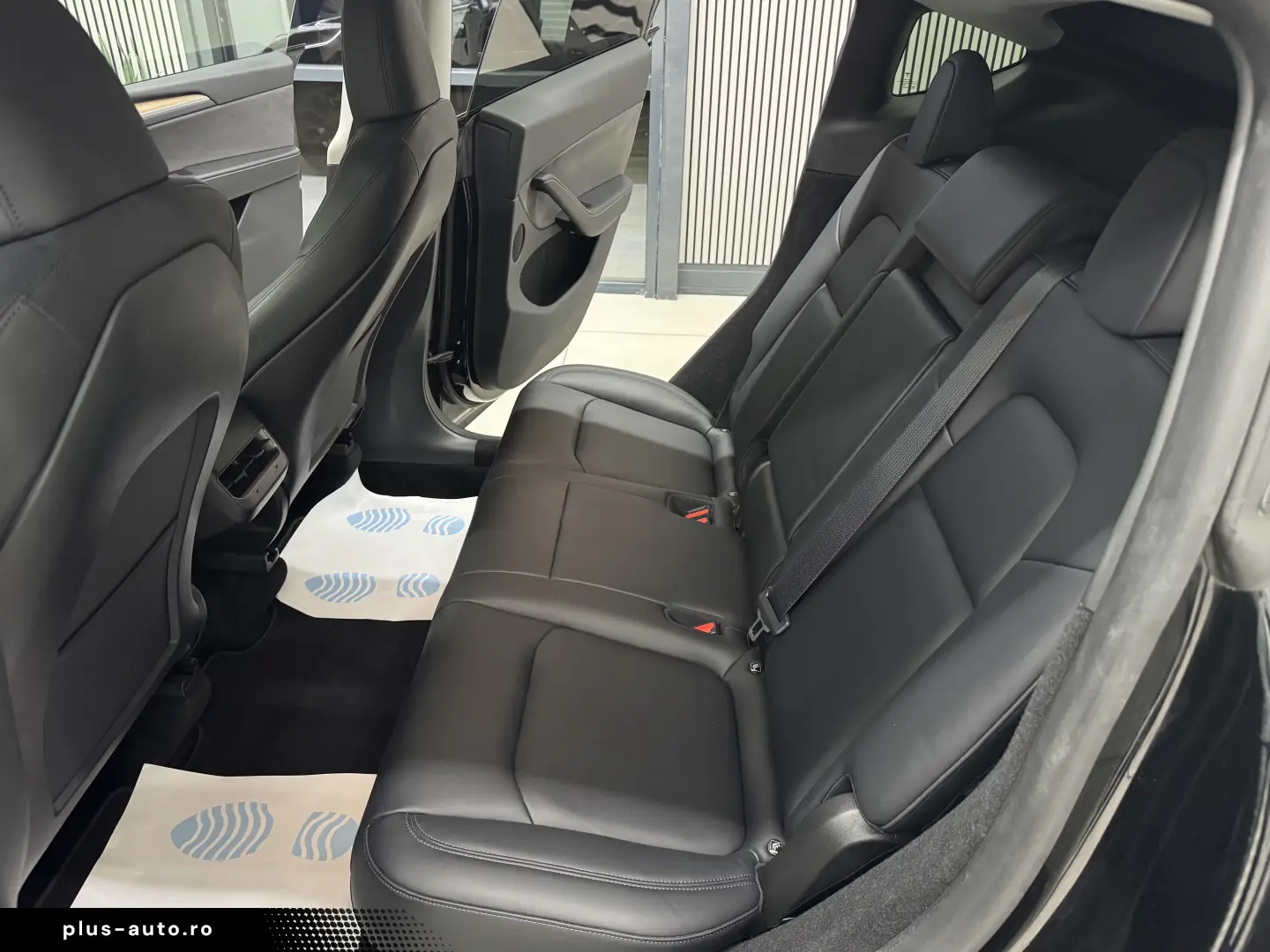 Tesla Model Y AWD Dual Motor