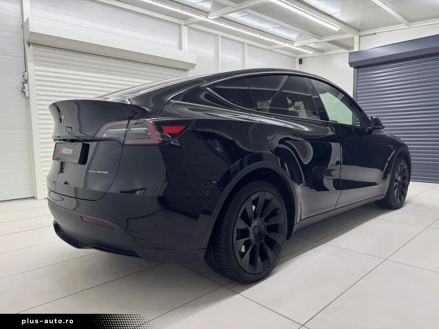 Tesla Model Y AWD Dual Motor