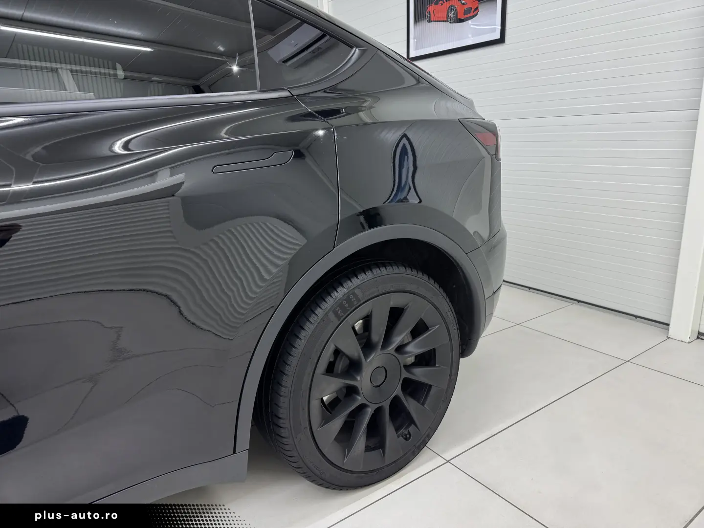 Tesla Model Y AWD Dual Motor