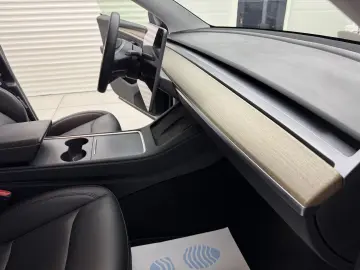 Tesla Model Y AWD Dual Motor