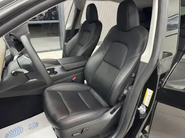 Tesla Model Y AWD Dual Motor