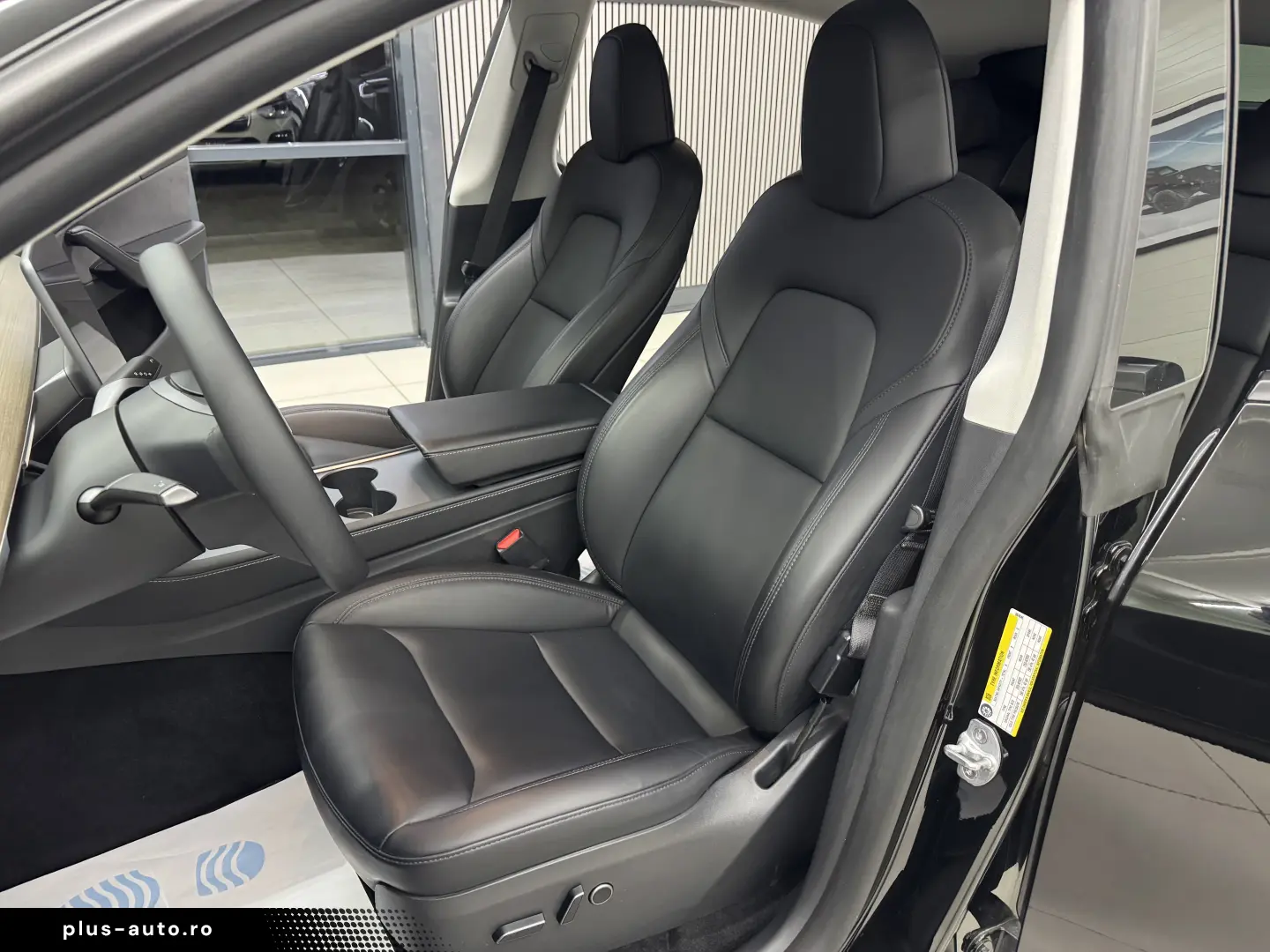 Tesla Model Y AWD Dual Motor