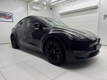 Tesla Model Y AWD Dual Motor
