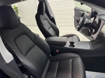 Tesla Model Y AWD Dual Motor