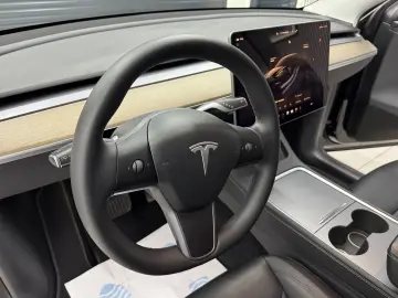 Tesla Model Y AWD Dual Motor
