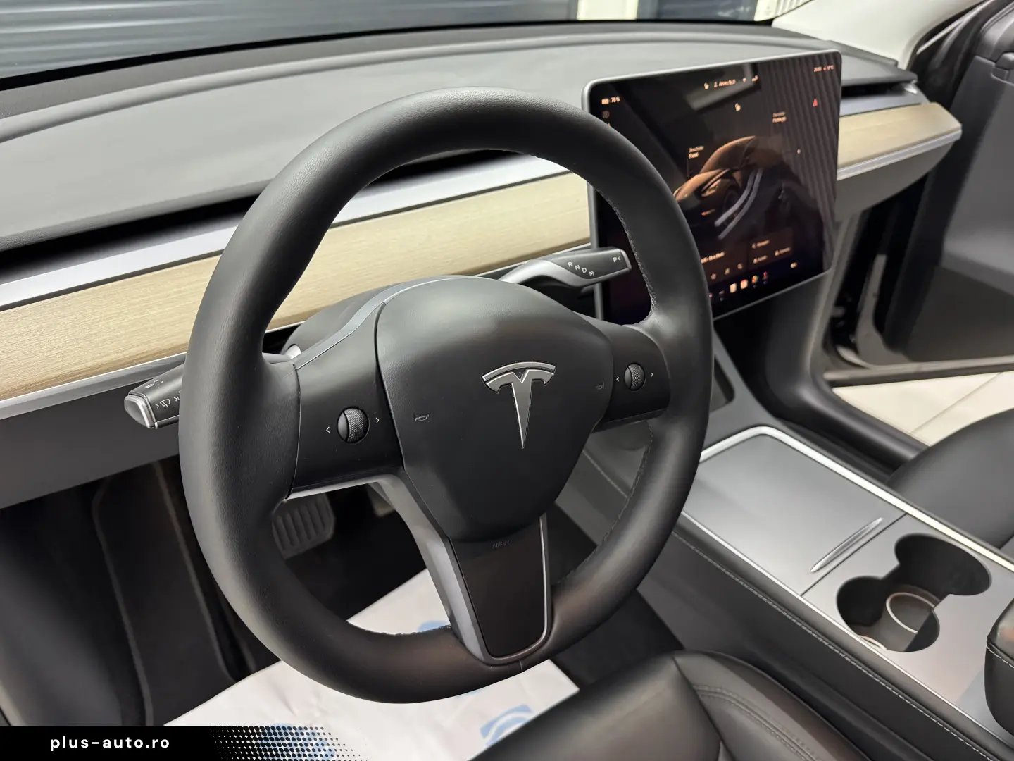 Tesla Model Y AWD Dual Motor