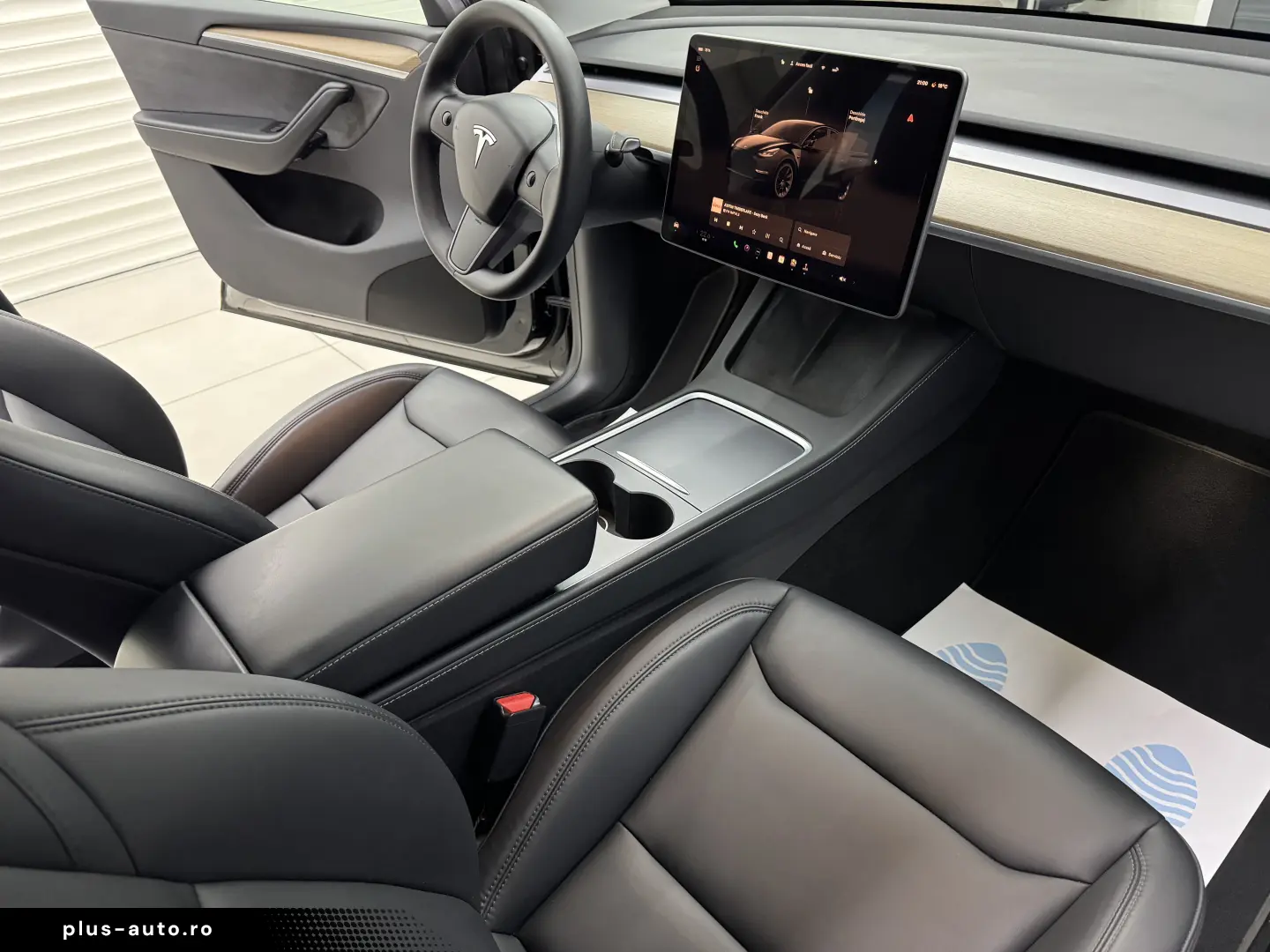 Tesla Model Y AWD Dual Motor