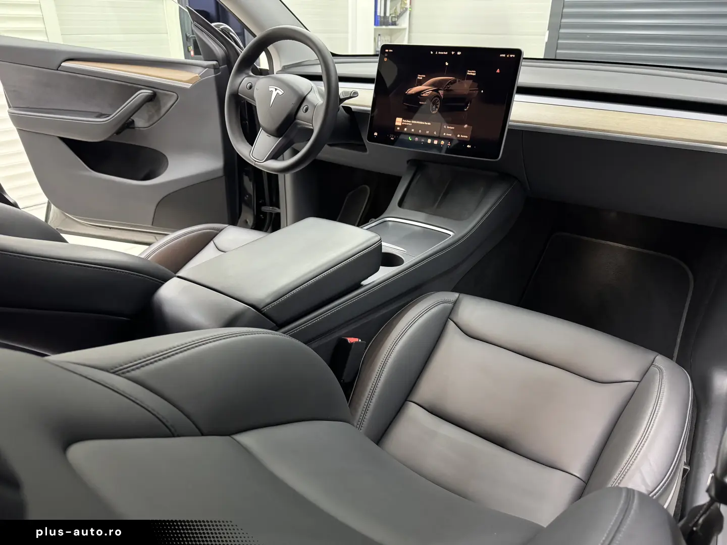 Tesla Model Y AWD Dual Motor