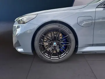 BMW M5 Limousine ParkPro DrivAssistPro