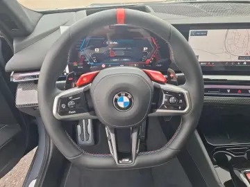 BMW M5 Limousine ParkPro DrivAssistPro