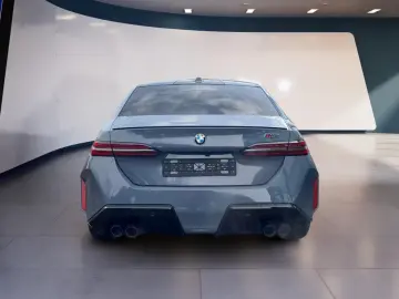 BMW M5 Limousine ParkPro DrivAssistPro