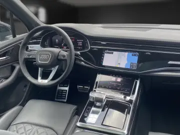 Audi SQ7 Competition Plus