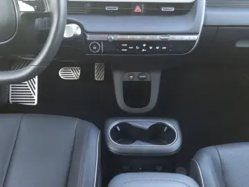 HYUNDAI IONIQ 5 58 kWh 4WD Uniq