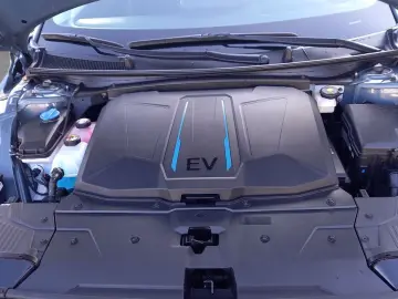 HYUNDAI IONIQ 5 58 kWh 4WD Uniq