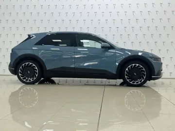 HYUNDAI IONIQ 5 EV 2WD Techniq 77 4kWh ACC KeyLess