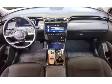 HYUNDAI Tucson 1.6 T-GDI Trend Plug-In Hybrid 4WD