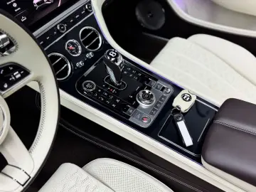 BENTLEY Continental GTC Speed First Edition V8 AKRAPOVIC