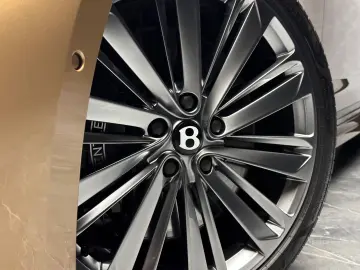 BENTLEY Continental GTC Speed First Edition V8 AKRAPOVIC