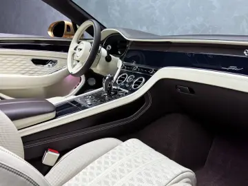 BENTLEY Continental GTC Speed First Edition V8 AKRAPOVIC