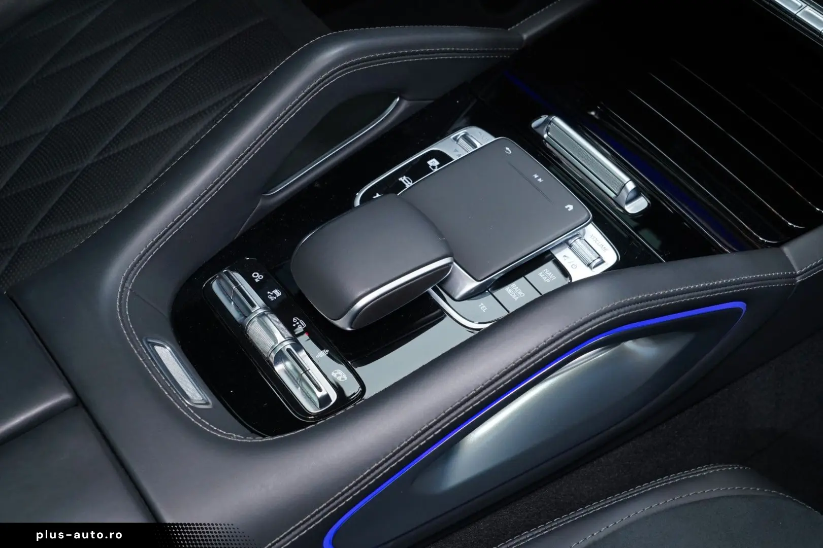 MERCEDES-BENZ GLE 63 S AMG 4M  9G AHK BURM® DISTR  PANO MMRY