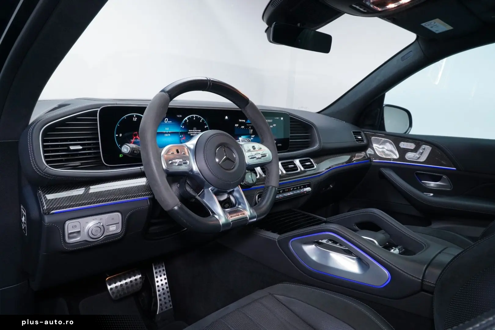 MERCEDES-BENZ GLE 63 S AMG 4M  9G AHK BURM® DISTR  PANO MMRY