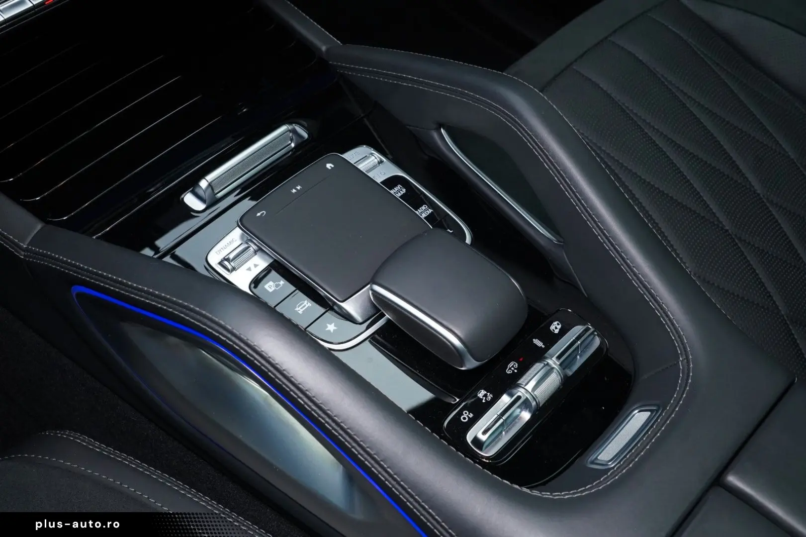 MERCEDES-BENZ GLE 63 S AMG 4M  9G AHK BURM® DISTR  PANO MMRY