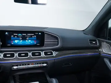 MERCEDES-BENZ GLE 63 S AMG 4M  9G AHK BURM® DISTR  PANO MMRY