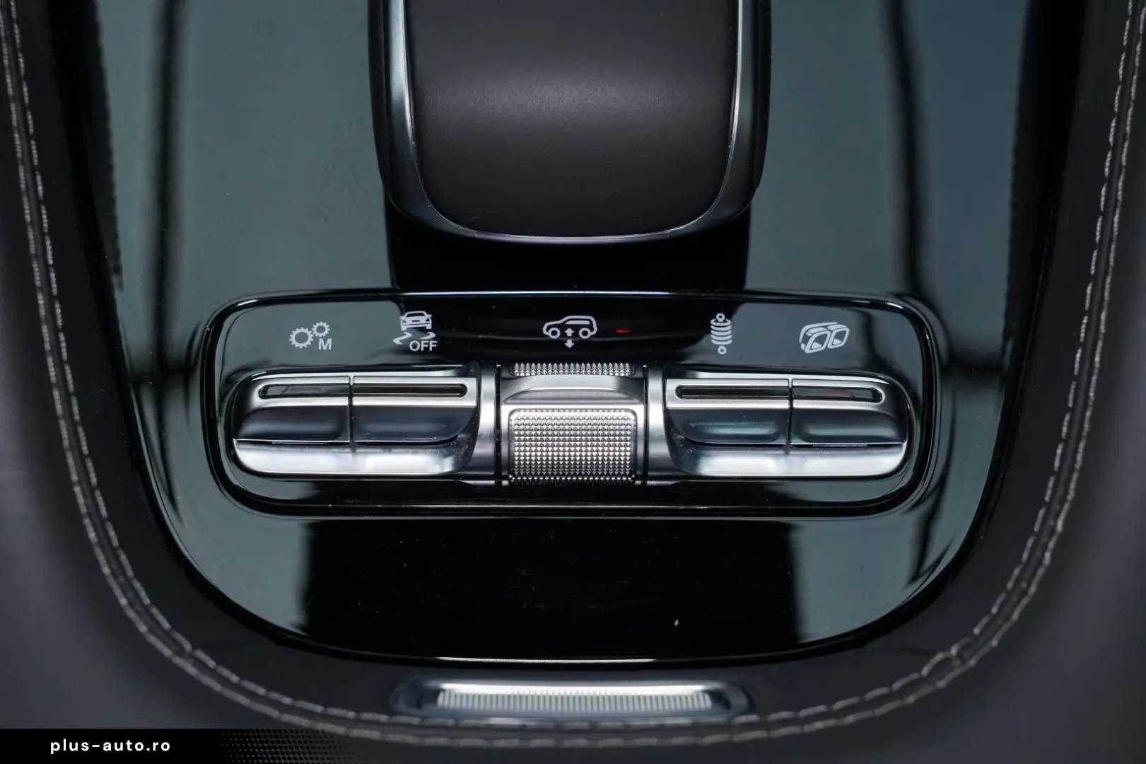 MERCEDES-BENZ GLE 63 S AMG 4M  9G AHK BURM® DISTR  PANO MMRY