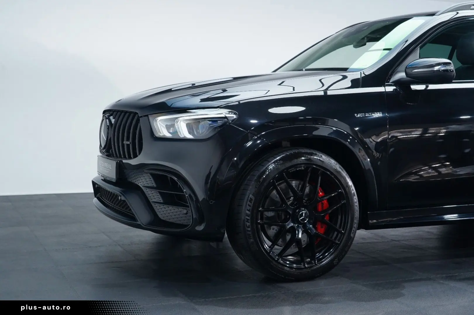 MERCEDES-BENZ GLE 63 S AMG 4M  9G AHK BURM® DISTR  PANO MMRY