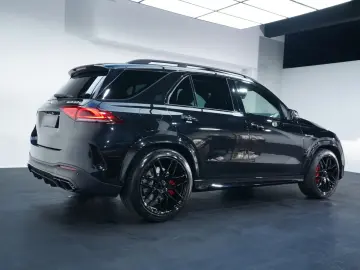 MERCEDES-BENZ GLE 63 S AMG 4M  9G AHK BURM® DISTR  PANO MMRY