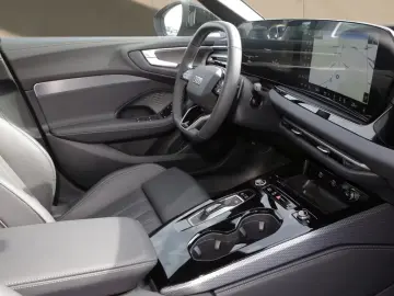 Audi A5 Avant 2.0 TFSI S Line edition one