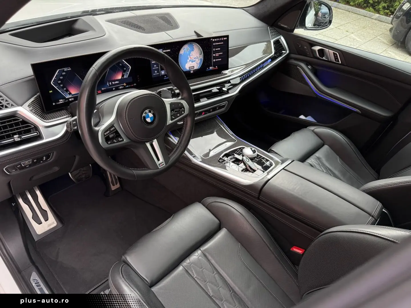 BMW X7 M60i  Sky Lounge Carbonpaket 23 Zoll 7-Sitzer