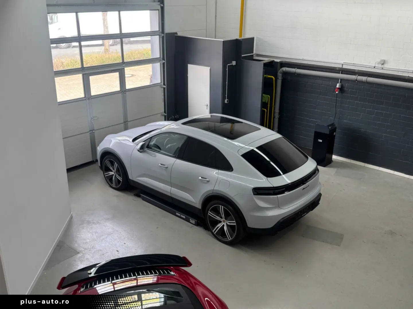 PORSCHE Macan 4 HeadUp 2xDisplay Pano ACC 22  Carbon