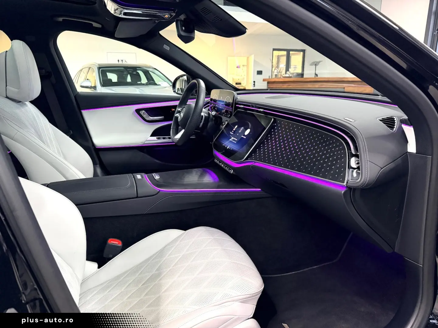 MERCEDES-BENZ E 220 d AMG Night Pano 360 -K DISTRONI&hellip;